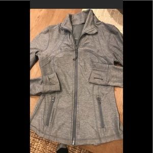 Lululemon s grey zip up jacket